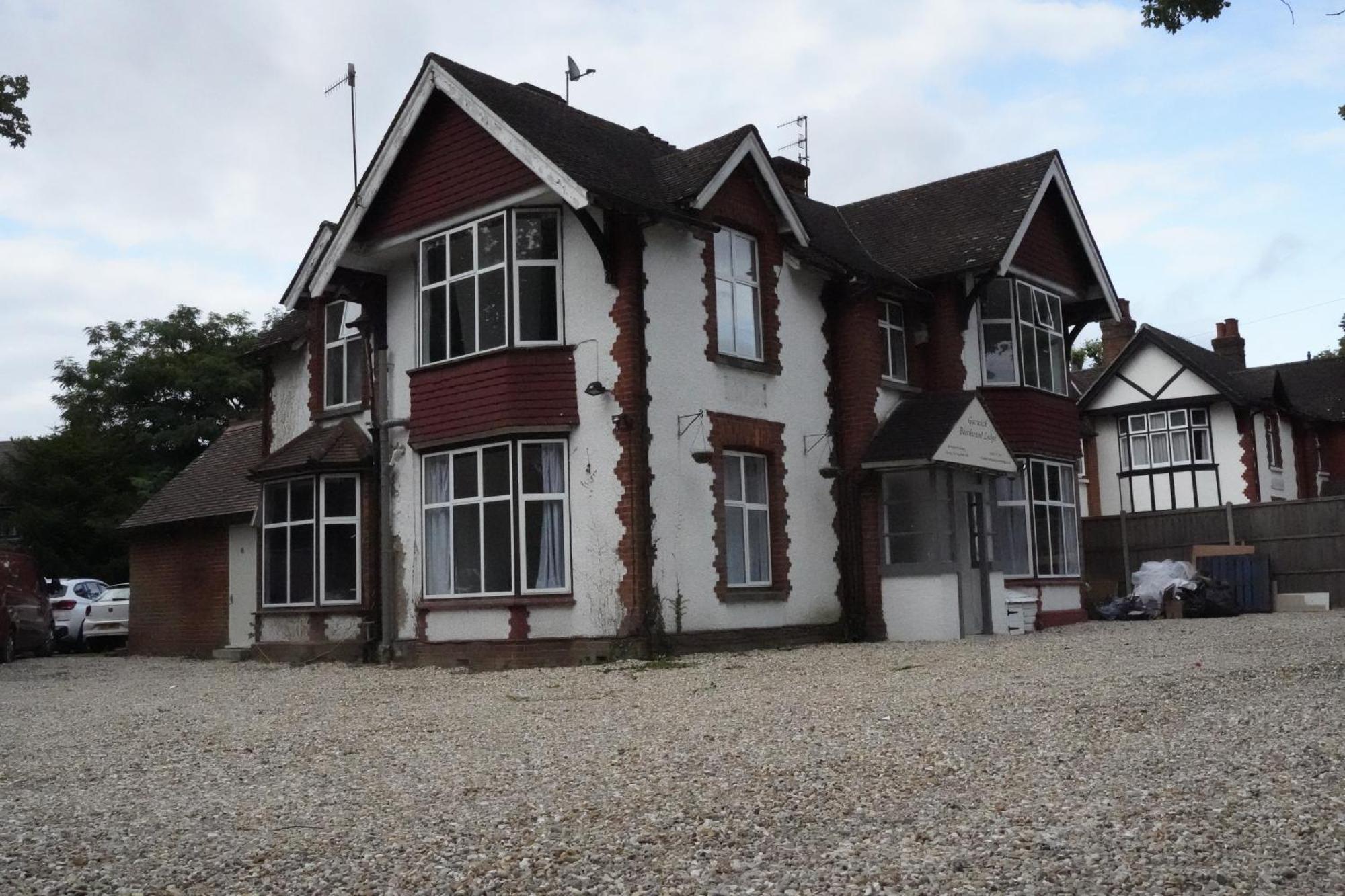 The Lodge By Birchwood Horley Kültér fotó